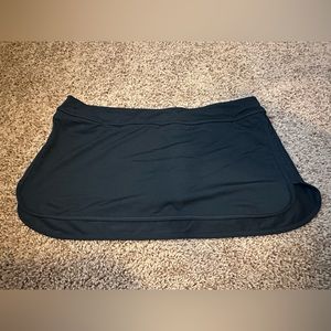 Athleta Swim Skirt (black)